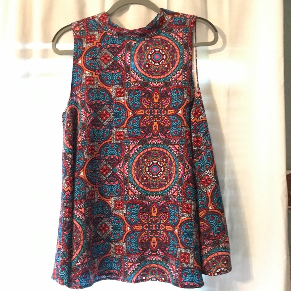 Let Them Eat Cake Brand. Printed high neck flared top, Medium